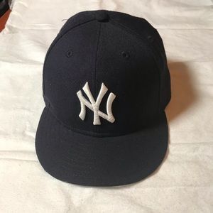 New York Yankees hat
